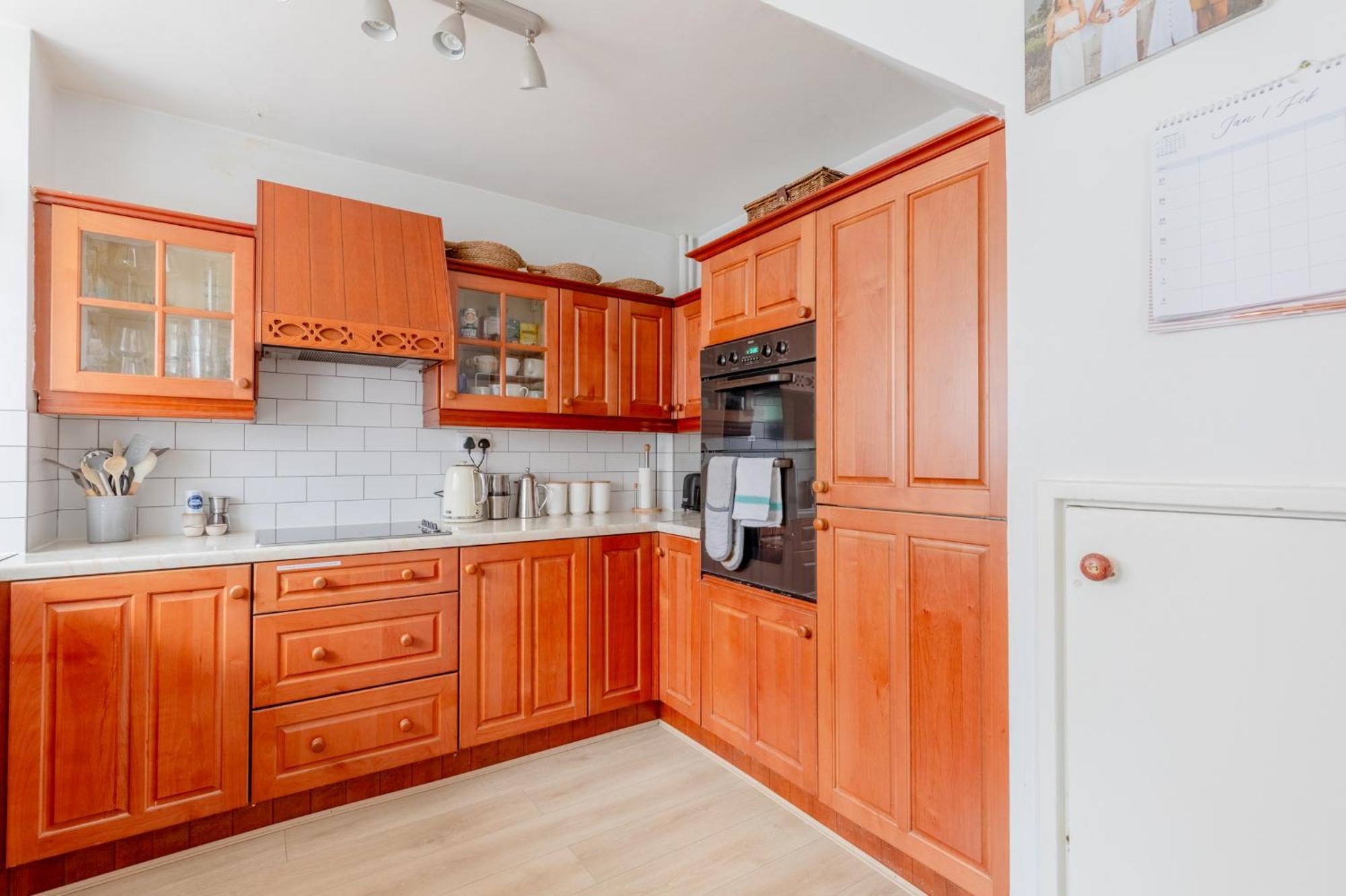 Stylish 2bd With Private Garden Nine Elms *
