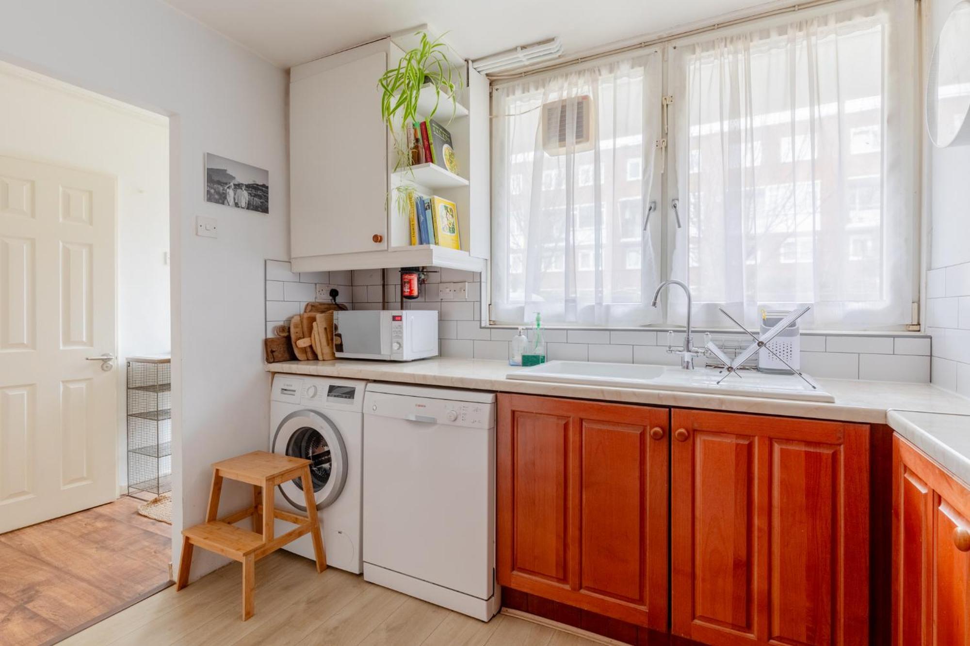 Stylish 2bd With Private Garden Nine Elms Appartamento Londra