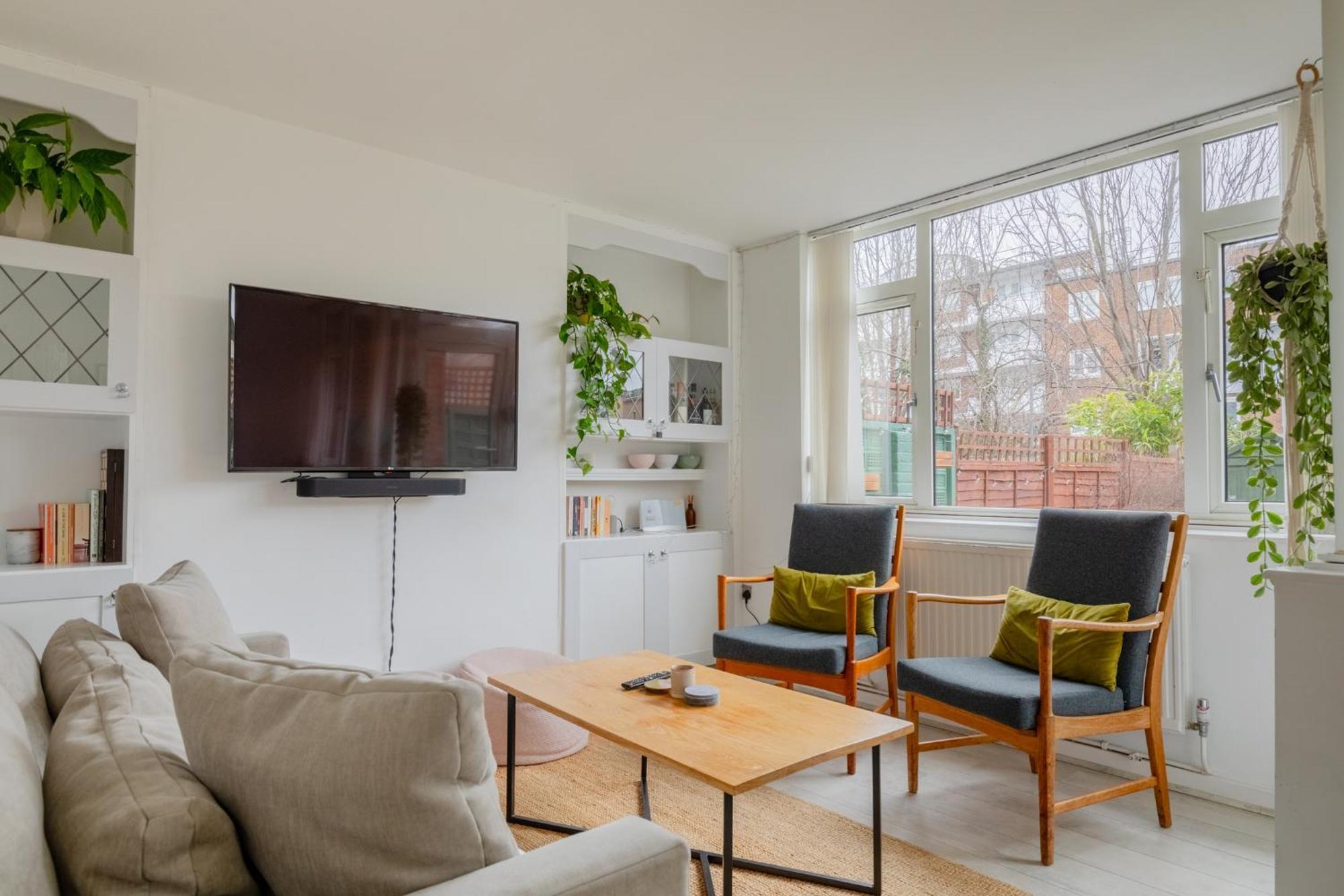 Stylish 2bd With Private Garden Nine Elms Appartamento Londra
