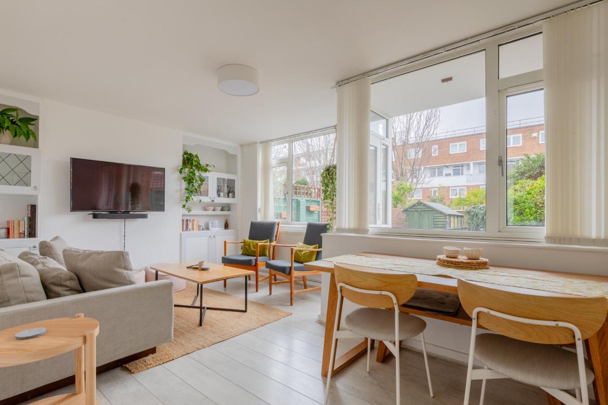 Stylish 2bd With Private Garden Nine Elms