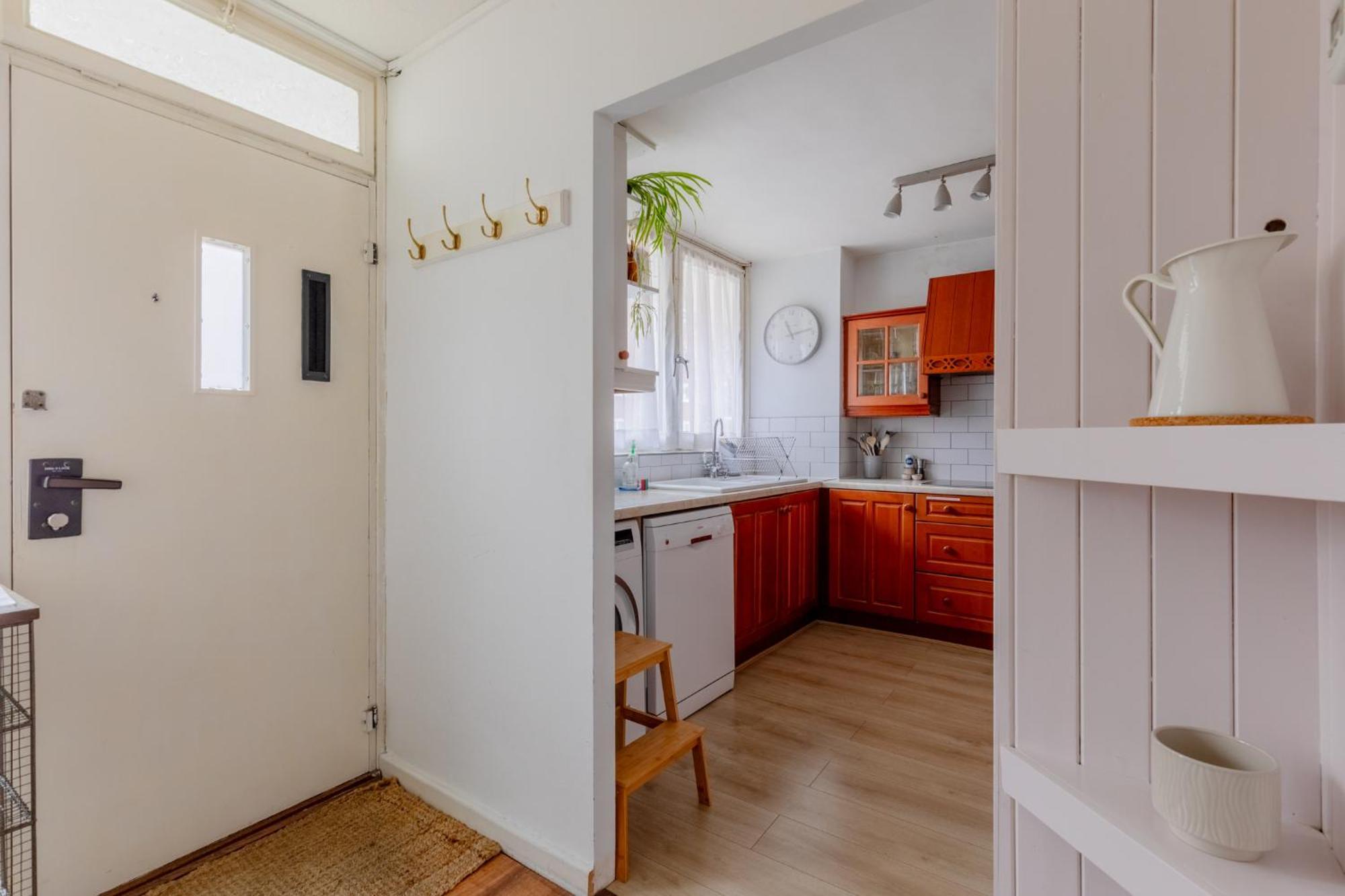 Stylish 2bd With Private Garden Nine Elms Appartamento