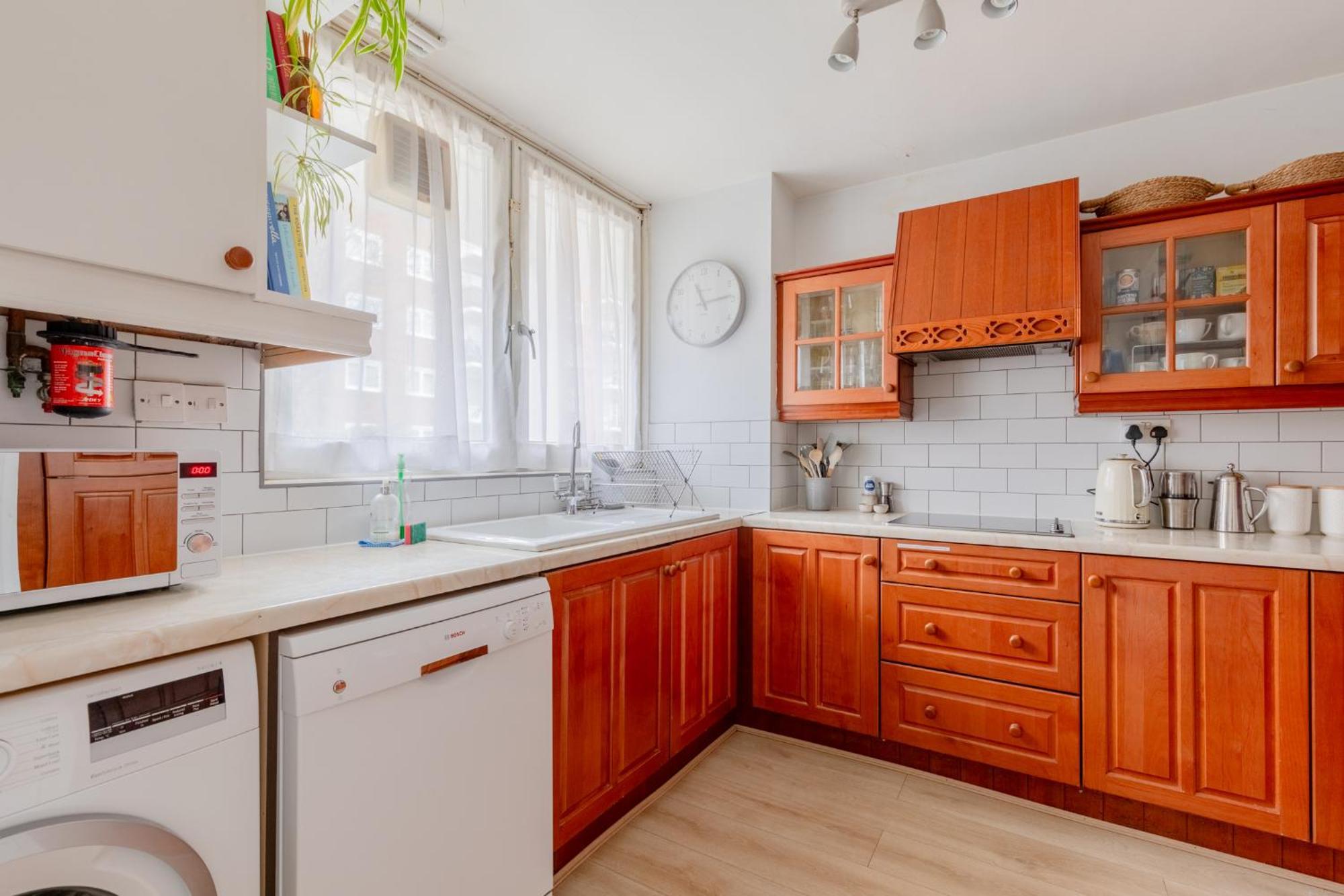 Stylish 2bd With Private Garden Nine Elms Londra