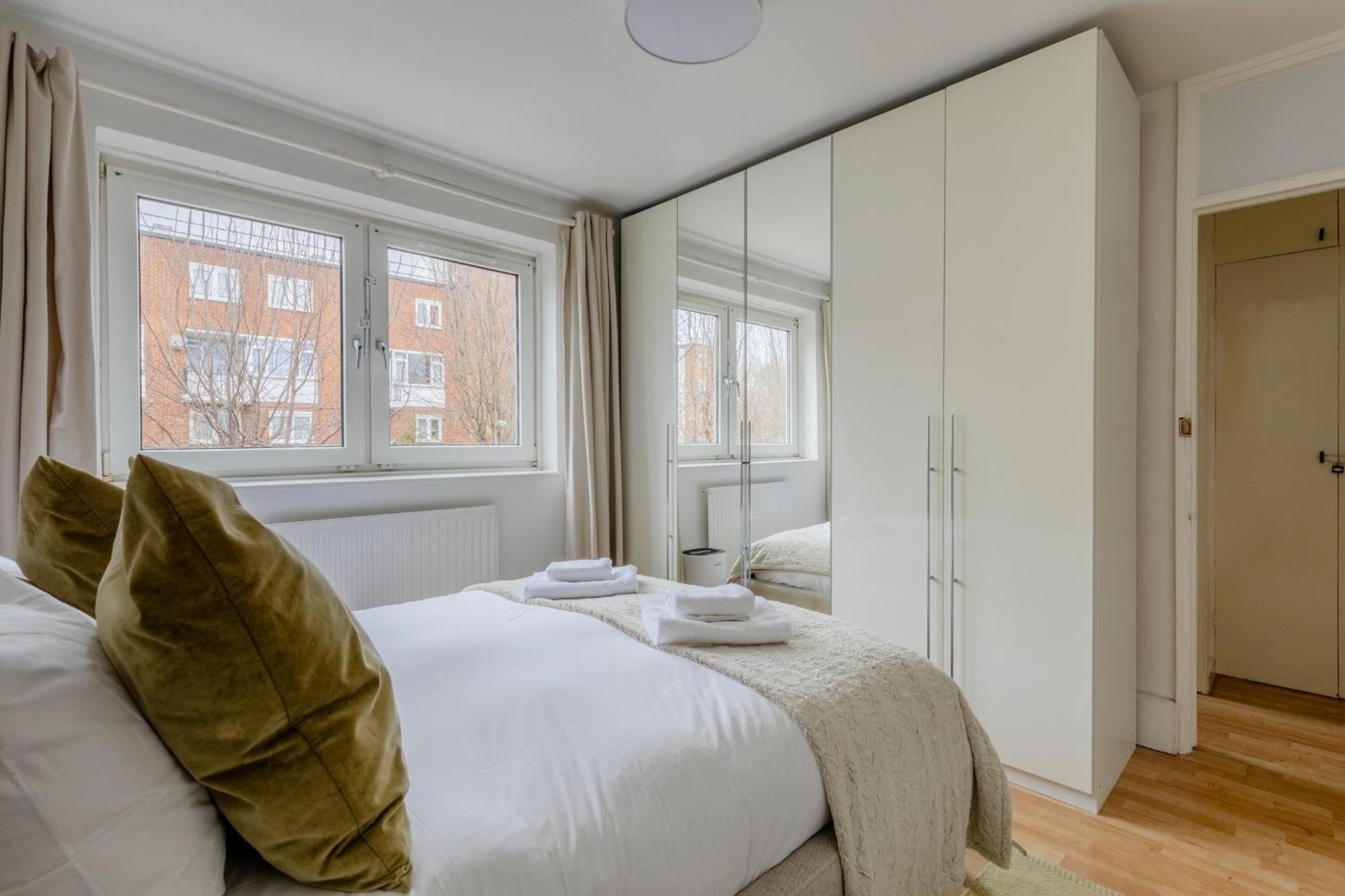 Stylish 2bd With Private Garden Nine Elms Appartamento *